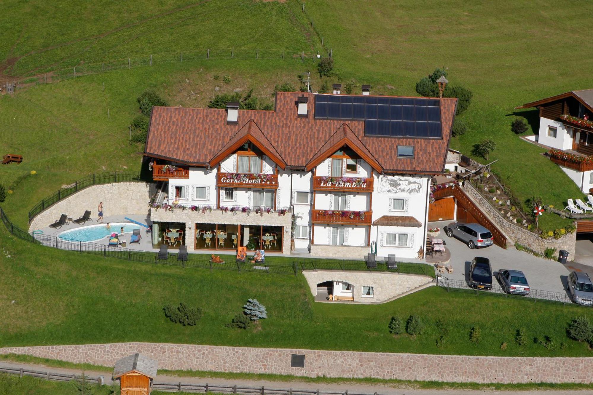 Hotel Garni La Tambra Selva di Val Gardena Exteriér fotografie